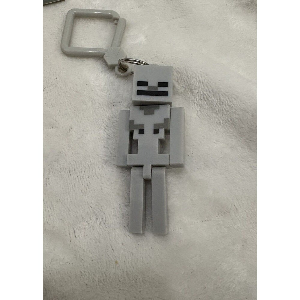 Minecraft Backpack Figure Clips Lot Of 4 (1 No Clip) - Picture 5 of 6